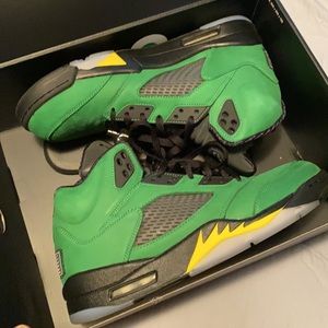 **Air Jordan Retro 5 SE Oregon** 2020 Size 11